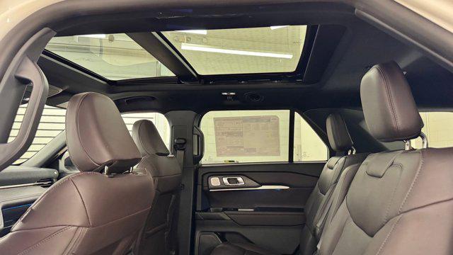 new 2025 Ford Explorer car, priced at $48,931