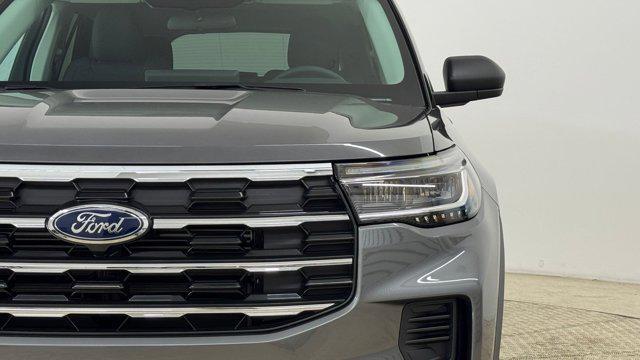 new 2025 Ford Explorer car, priced at $38,761