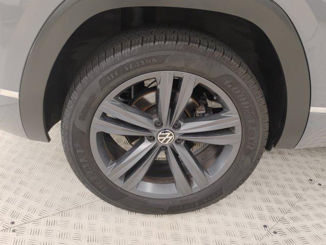 used 2021 Volkswagen Atlas Cross Sport car, priced at $19,696