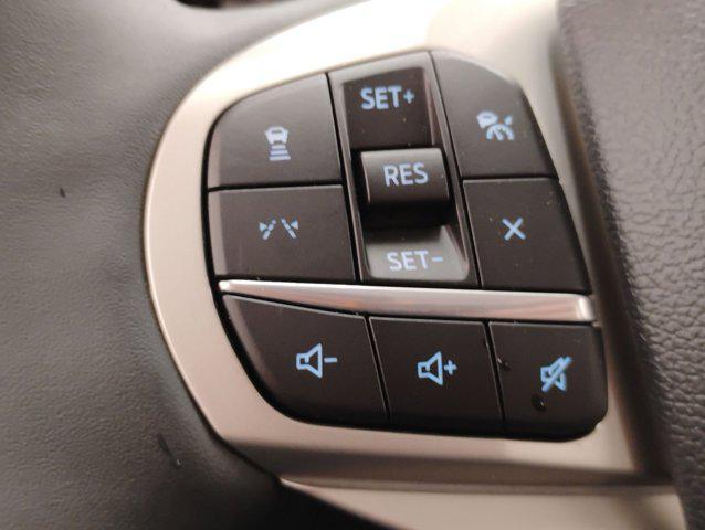 new 2025 Ford Explorer car, priced at $39,912