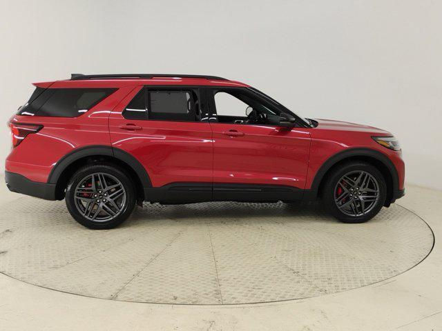 new 2025 Ford Explorer car, priced at $57,472