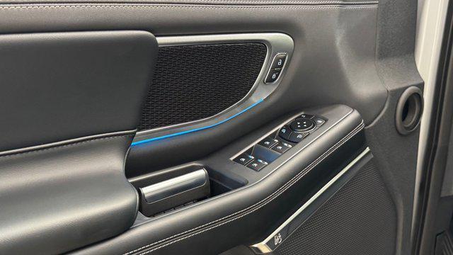 new 2025 Ford Expedition car, priced at $79,881