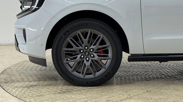 new 2025 Ford Expedition car, priced at $79,881