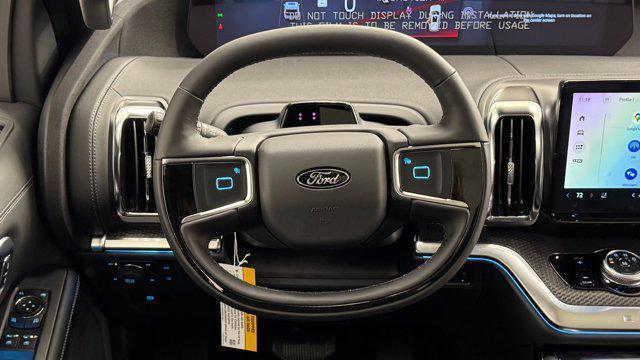 new 2025 Ford Expedition car, priced at $79,881