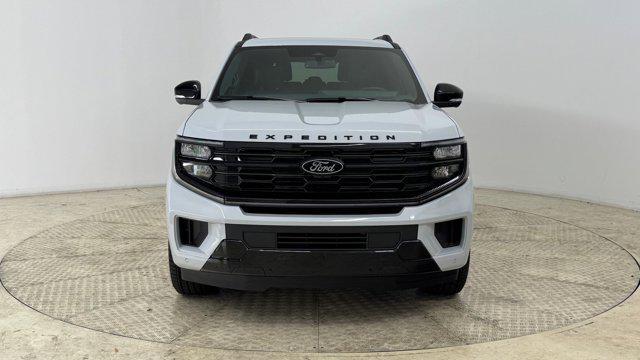 new 2025 Ford Expedition car, priced at $79,881