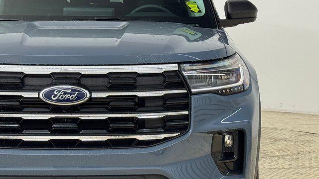 new 2025 Ford Explorer car, priced at $39,773