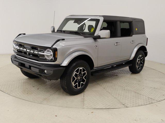 new 2024 Ford Bronco car, priced at $50,401