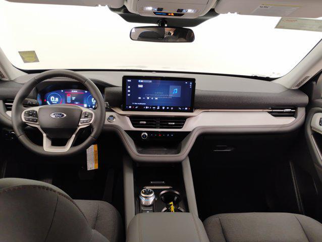 new 2025 Ford Explorer car, priced at $37,991