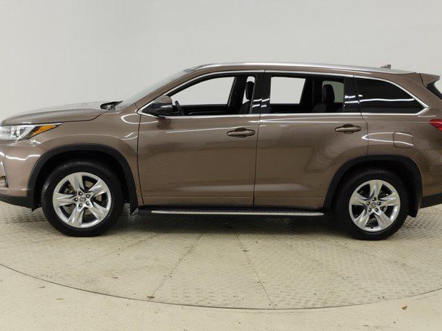 used 2018 Toyota Highlander car, priced at $26,508