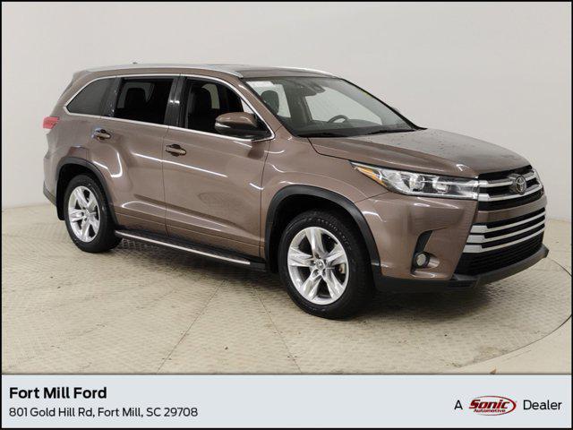 used 2018 Toyota Highlander car, priced at $26,508