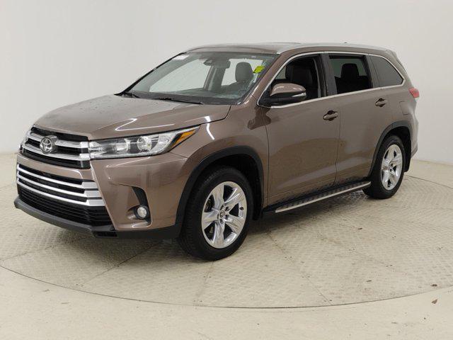 used 2018 Toyota Highlander car, priced at $26,508