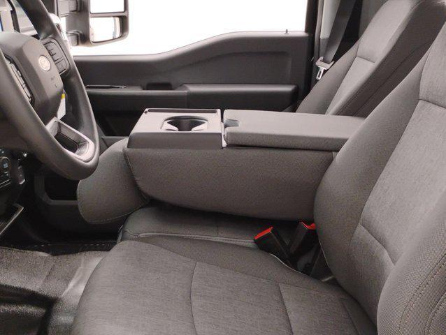new 2025 Ford F-250 car, priced at $59,992