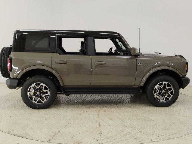 new 2025 Ford Bronco car, priced at $49,992