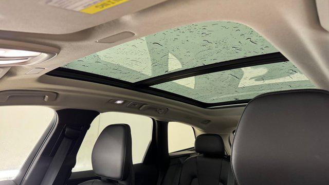 used 2023 Volvo XC60 Recharge Plug-In Hybrid car, priced at $35,798