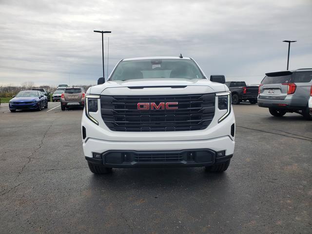 new 2025 GMC Sierra 1500 car, priced at $52,678