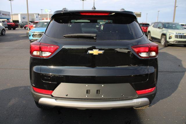 new 2025 Chevrolet TrailBlazer car, priced at $31,815