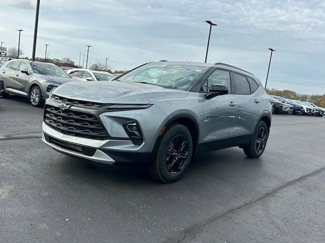 new 2025 Chevrolet Blazer car, priced at $39,913