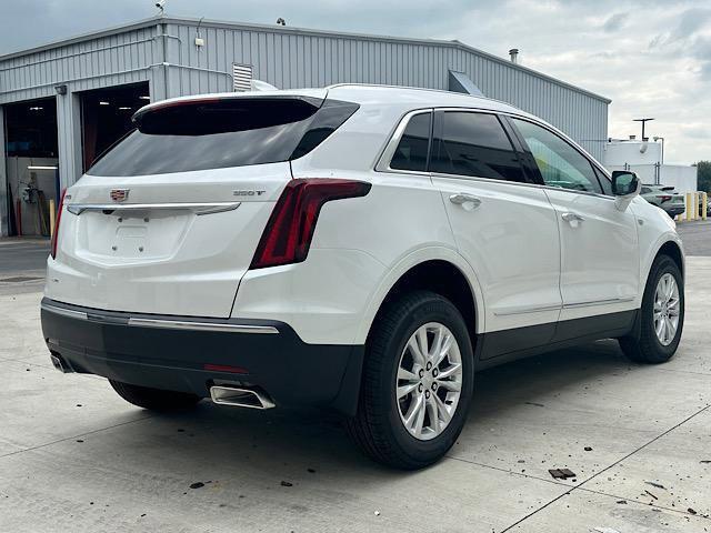 new 2025 Cadillac XT5 car, priced at $48,315