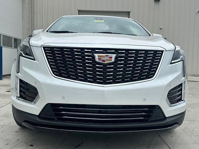 new 2025 Cadillac XT5 car, priced at $48,315