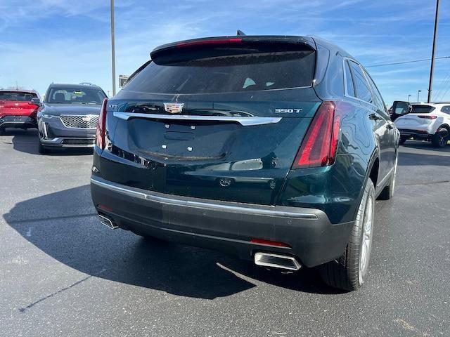 new 2025 Cadillac XT5 car, priced at $45,710