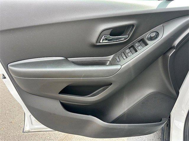used 2022 Chevrolet Trax car, priced at $18,970