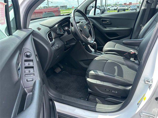 used 2022 Chevrolet Trax car, priced at $18,970