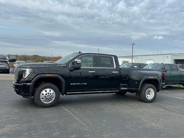 new 2025 GMC Sierra 3500 car, priced at $103,890