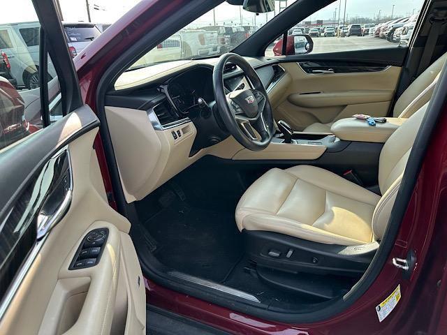 used 2017 Cadillac XT5 car, priced at $13,988