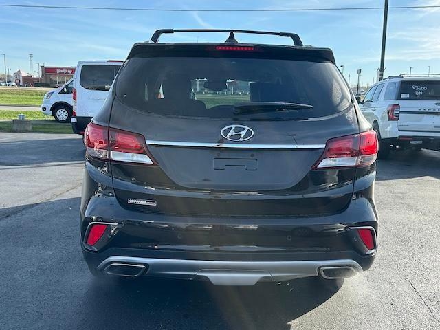 used 2018 Hyundai Santa Fe car, priced at $16,800