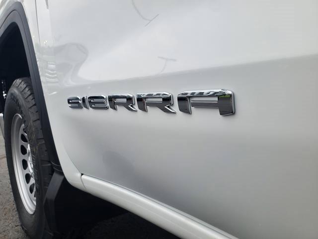 new 2025 GMC Sierra 1500 car, priced at $50,763