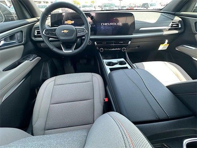 new 2025 Chevrolet Traverse car, priced at $43,315