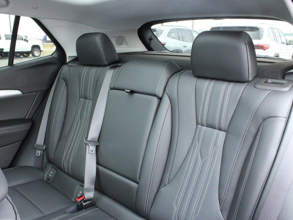 new 2025 Buick Envision car, priced at $45,338