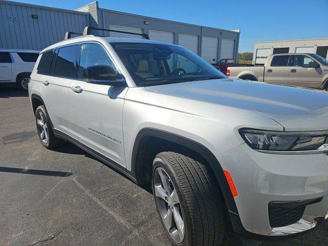 used 2021 Jeep Grand Cherokee L car, priced at $30,999