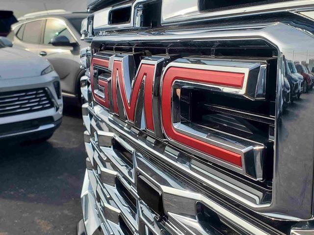 new 2025 GMC Sierra 3500 car, priced at $90,600