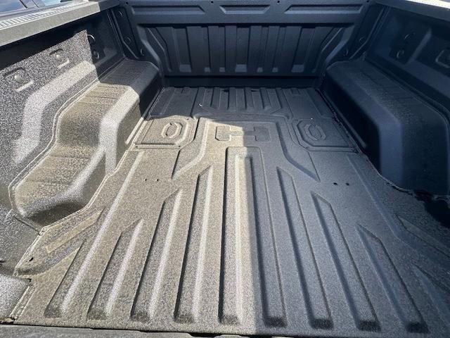 new 2025 GMC HUMMER EV Pickup car, priced at $103,899