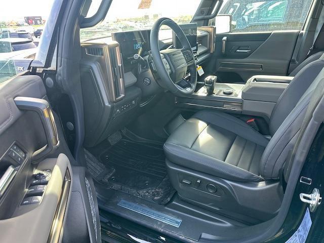 new 2025 GMC HUMMER EV Pickup car, priced at $103,899