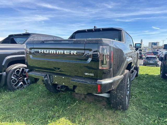new 2025 GMC HUMMER EV Pickup car, priced at $103,899