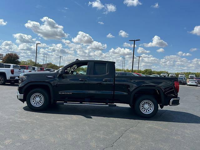 new 2024 GMC Sierra 1500 car, priced at $40,242