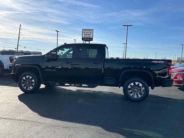 used 2024 Chevrolet Silverado 2500 car, priced at $50,988