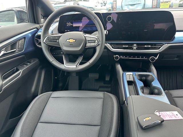 new 2025 Chevrolet Equinox EV car, priced at $48,804