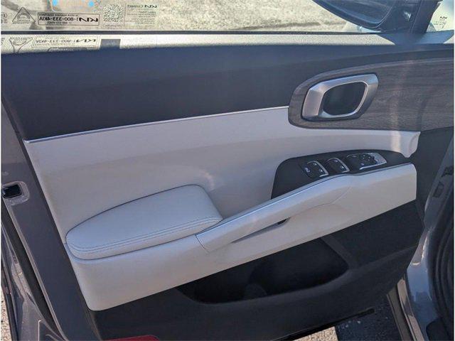 used 2023 Kia Sorento car, priced at $25,988
