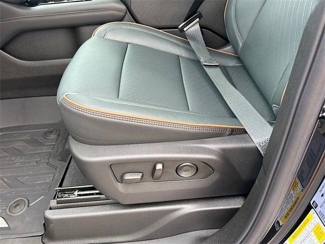 new 2025 GMC Yukon car, priced at $90,679