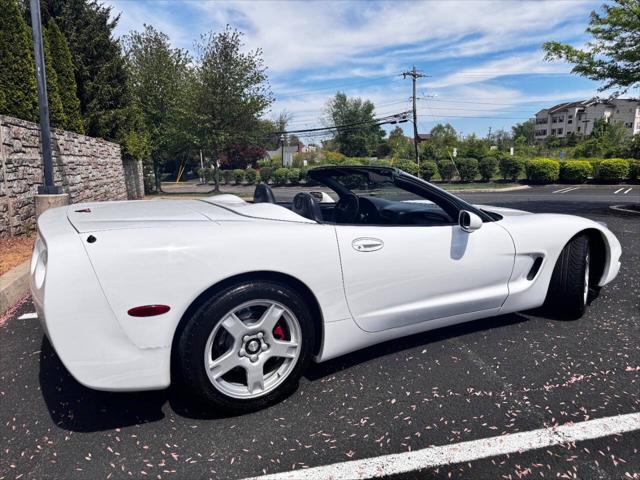 used 1998 Chevrolet Corvette car, priced at $15,995