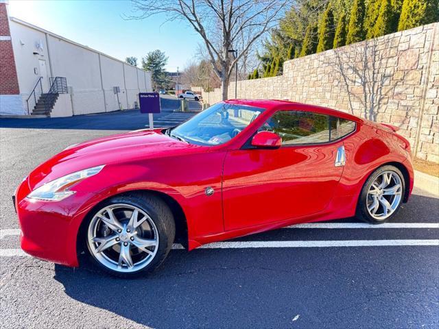 used 2009 Nissan 370Z car, priced at $18,900