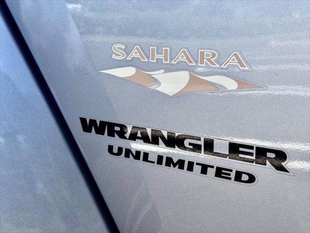 used 2015 Jeep Wrangler Unlimited car, priced at $18,900