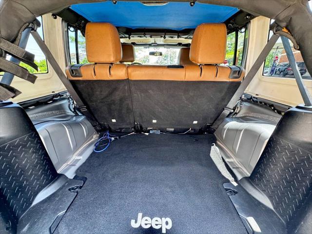 used 2015 Jeep Wrangler Unlimited car, priced at $18,900