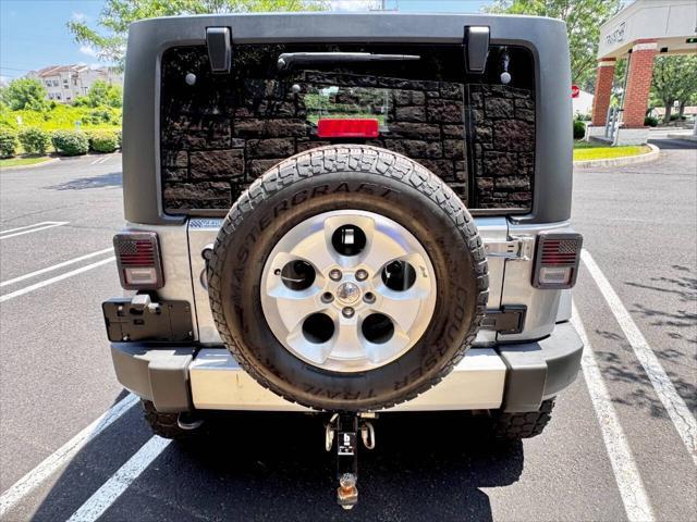 used 2015 Jeep Wrangler Unlimited car, priced at $18,900