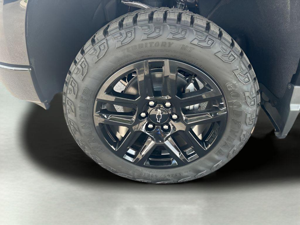 new 2025 Chevrolet Silverado 1500 car, priced at $48,032