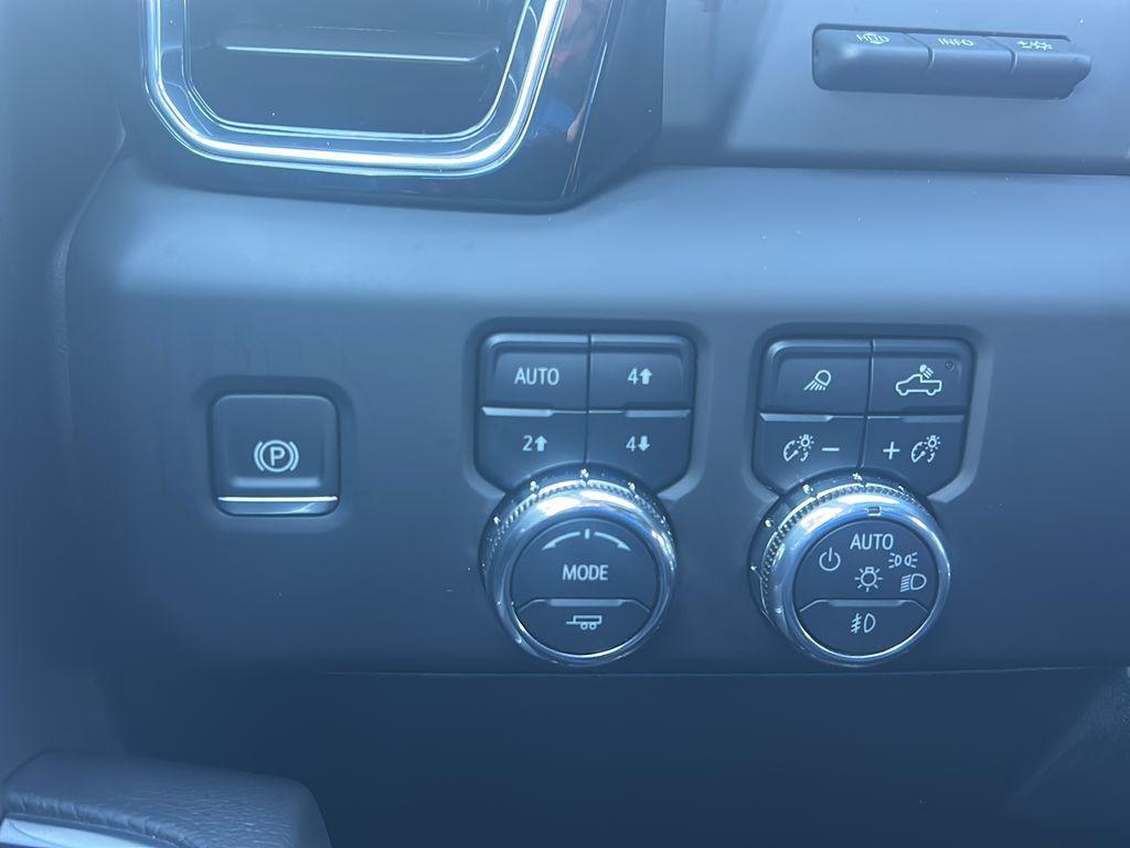 used 2025 GMC Sierra 3500 car, priced at $85,622