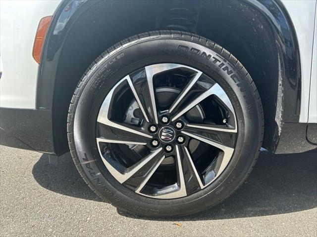 new 2025 Buick Enclave car, priced at $52,705